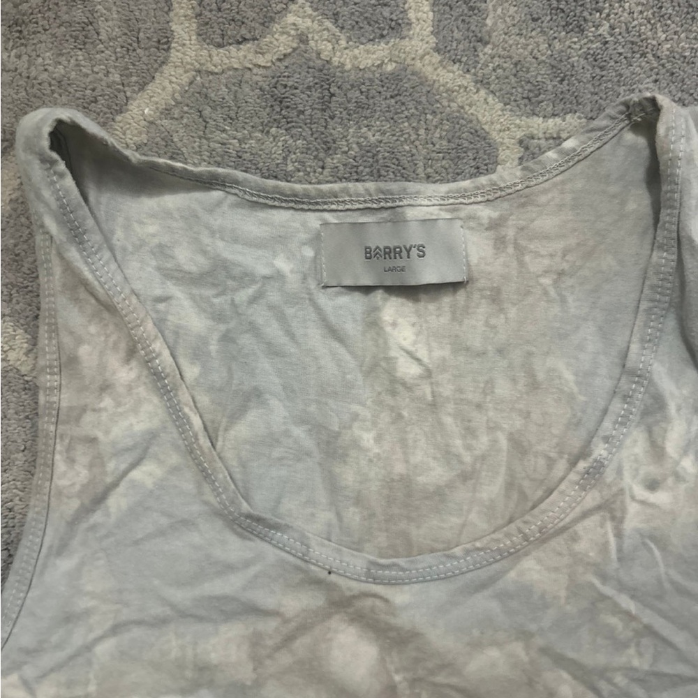 Barry’s Tank Top - Picture 2 of 3